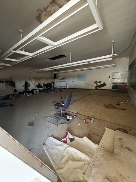 More Photos Of 401 S 3rd St, Blythe Religious Facility For Sale