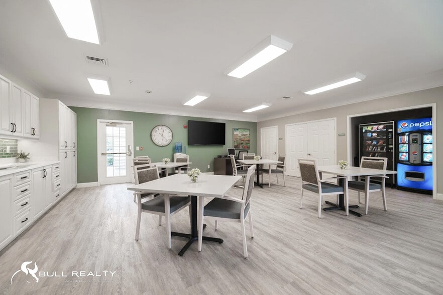 More Photos Of 2115 Point Mallard Dr SE, Decatur Assisted Living For Sale