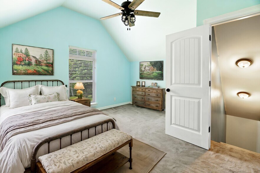 More Photos Of 821 County Road 43830, Paris Multifamily For Sale