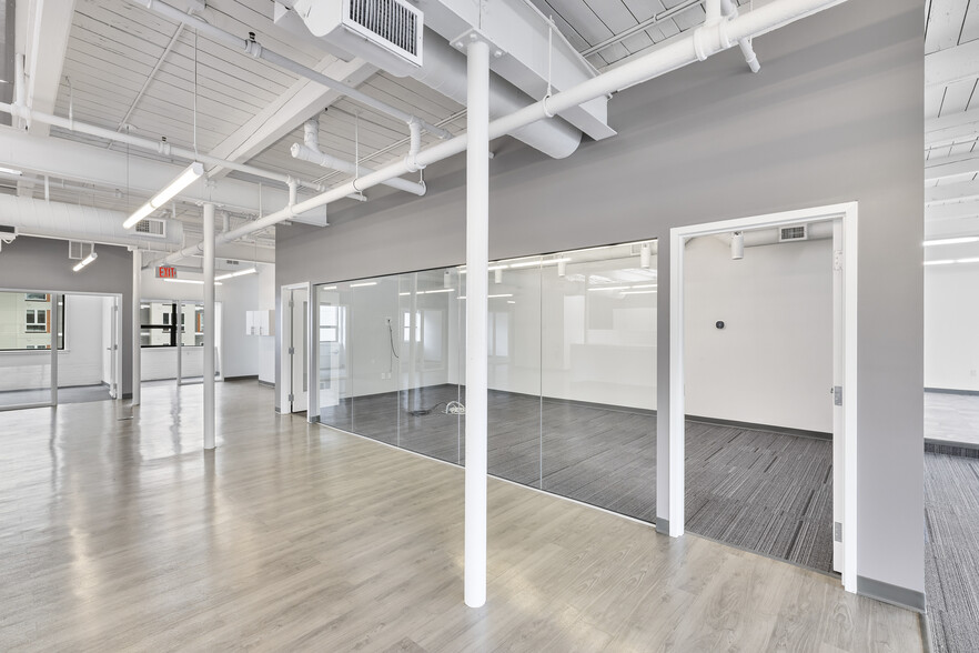 More Photos Of 56 Roland St, Charlestown Flex For Lease