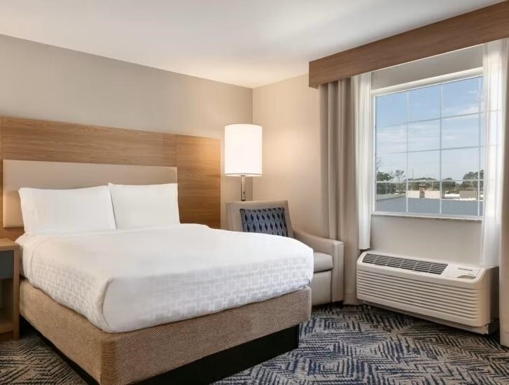 More Photos Of 504 N Mountain Rd, Harrisburg Hotel For Sale