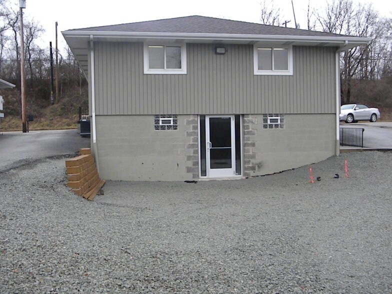 Primary Photo Of 14900 State Route 30, Irwin Office For Lease