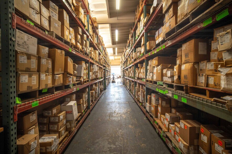 More Photos Of 2180 Temple Ave, Long Beach Warehouse For Lease