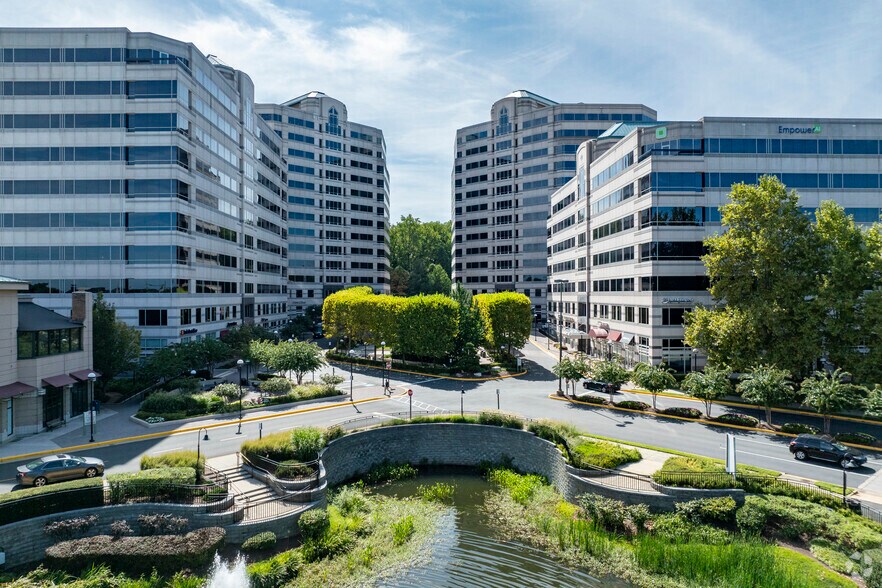 More Photos Of 11700 Plaza America Dr, Reston Office For Lease