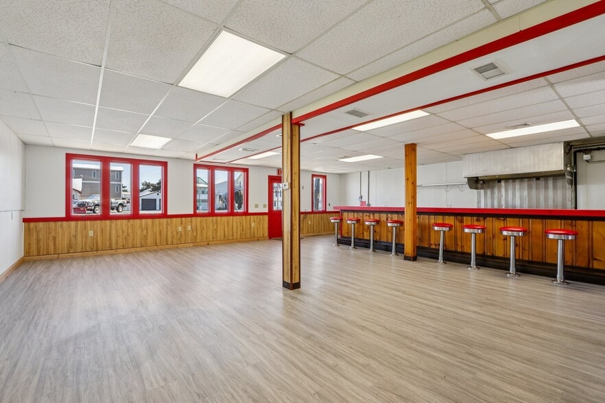 More Photos Of 1409 NW Central Ave, Seaside Park Freestanding For Sale