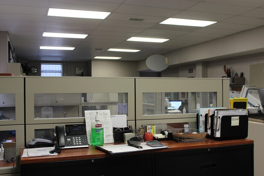 More Photos Of 2340 Whitney Ave, Hamden Storefront Retail Office For Lease