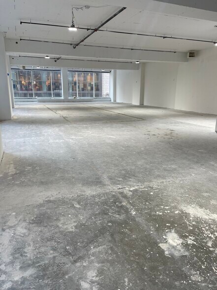 More Photos Of 185 Broadway, New York Office For Sale
