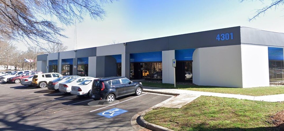 More Photos Of 4301 Stuart Andrew Blvd, Charlotte Light Distribution For Lease