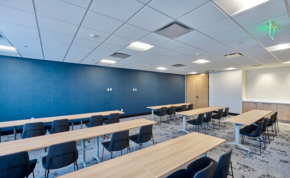 More Photos Of 10451 NW 117th Ave, Miami Coworking Space