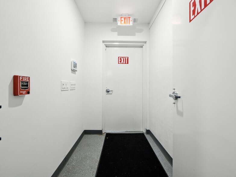 More Photos Of 831 Hamilton St, Somerset Freestanding For Sale