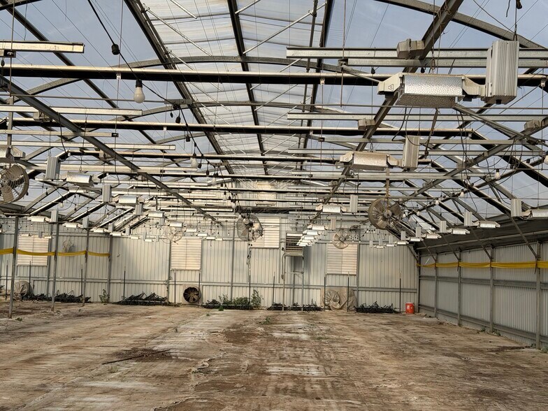 More Photos Of 20180 Spence Rd, Salinas General Retail For Sale