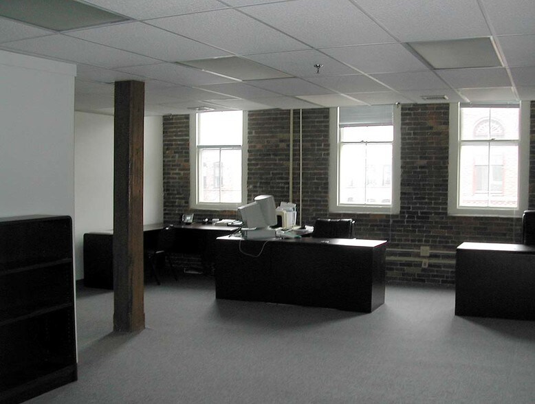 More Photos Of 53-63 Wingate St, Haverhill Office For Lease