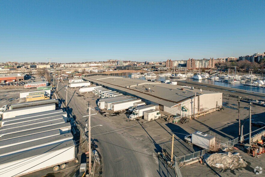 More Photos Of 155 Market St, Everett Refrigeration Cold Storage For Sale
