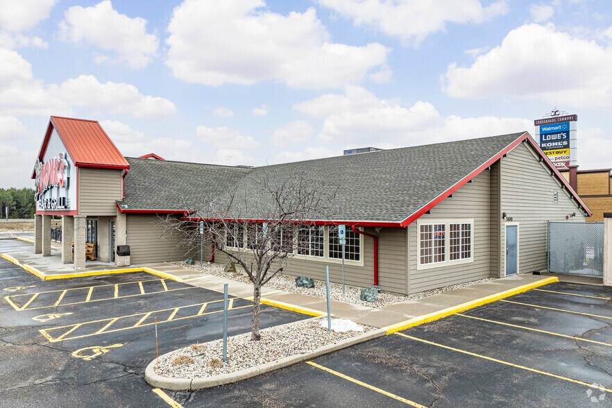 More Photos Of 1400 Commerce Pl, Plover General Retail For Sale