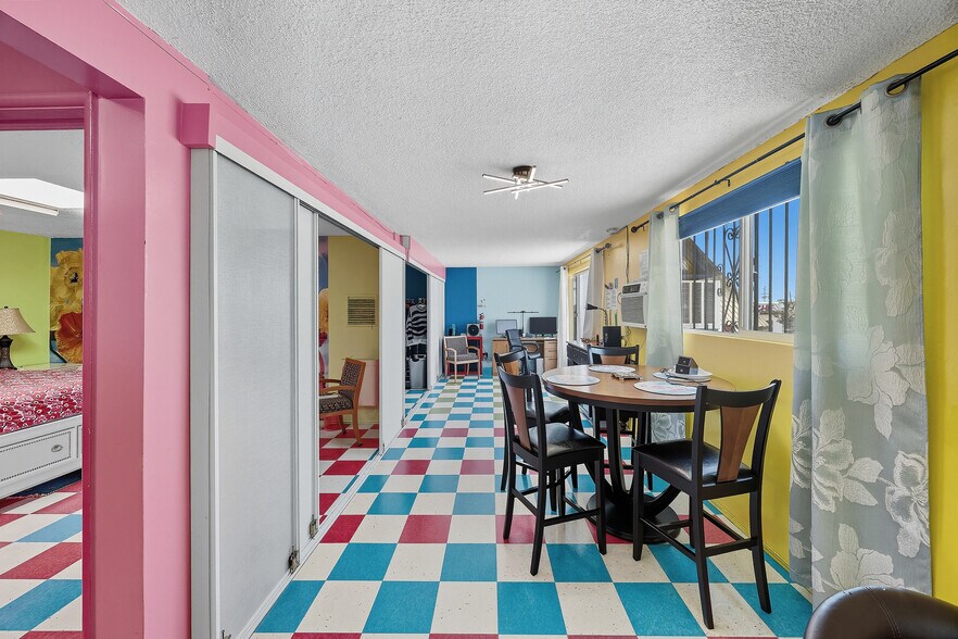 More Photos Of 1696 Centinela Ave, Inglewood Storefront Retail Residential For Sale