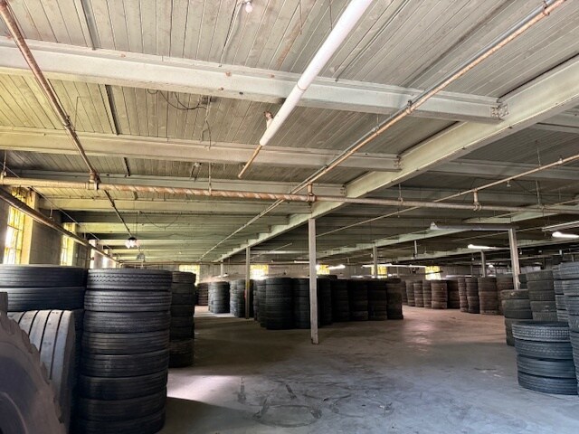 More Photos Of 2729 Ossipee Front St, Elon Truck Terminal For Sale