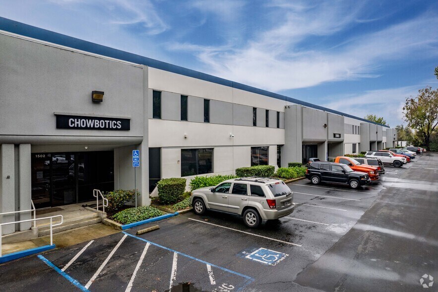 More Photos Of 1495-1497 Zephyr Ave, Hayward Unknown For Lease