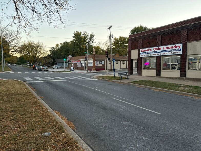 More Photos Of 1422 E 55th St, Kansas City General Retail For Sale