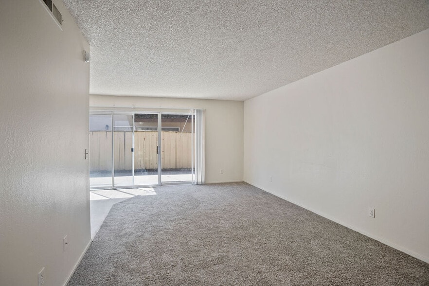 More Photos Of 3321 Santa Rosa Ct, Merced Apartments For Sale