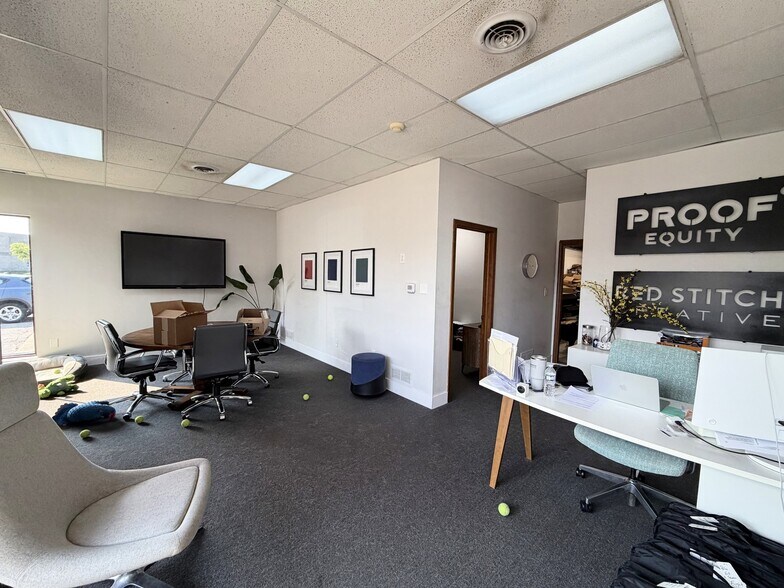 More Photos Of 1044-1046 Summit Dr, Carmel Light Distribution For Lease