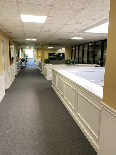 More Photos Of 650 S Prospect Ave, Hartville Medical For Lease
