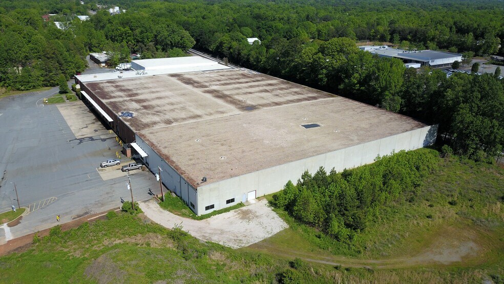 More Photos Of 5710 Old Concord Rd, Charlotte Manufacturing For Lease