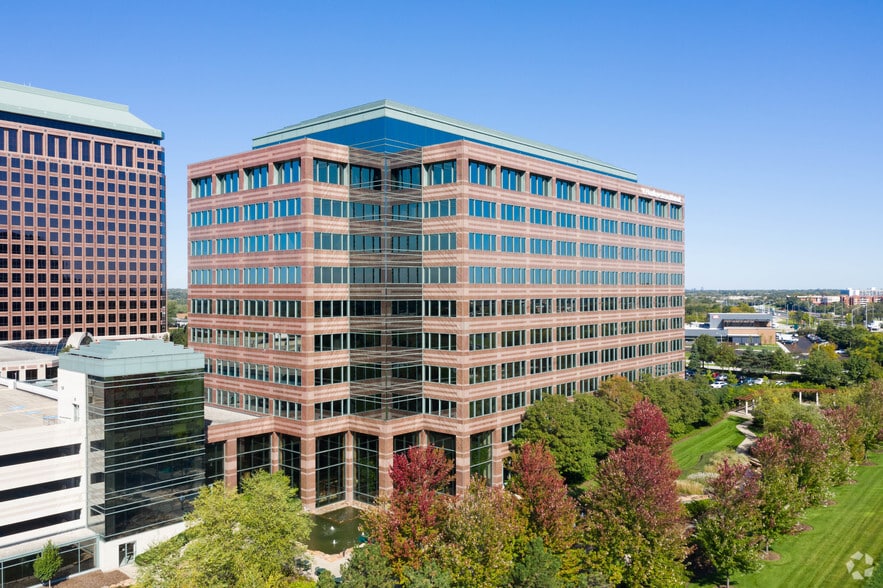 More Photos Of 1901 Butterfield Rd, Downers Grove Office For Lease