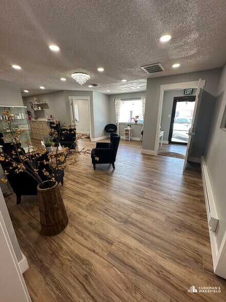 More Photos Of 625 W Platte Ave, Fort Morgan Storefront Retail Office For Sale