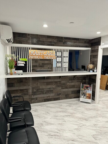 More Photos Of 6527 Roosevelt Ave, Woodside Apartments For Sale