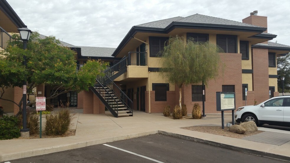 More Photos Of 2345 S Alma School Rd, Mesa Office For Lease