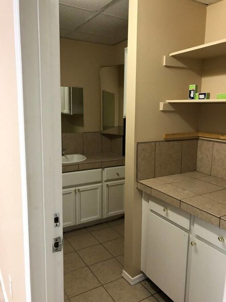 More Photos Of 3100 S Rural Rd, Tempe Office Residential For Lease