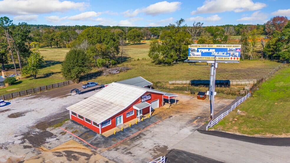 More Photos Of 17490 US Highway 69 S, Tyler Showroom For Sale