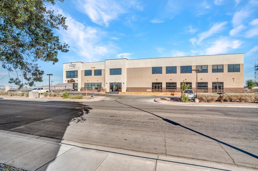 More Photos Of 1405 E Sunset Rd, Las Vegas Restaurant For Lease