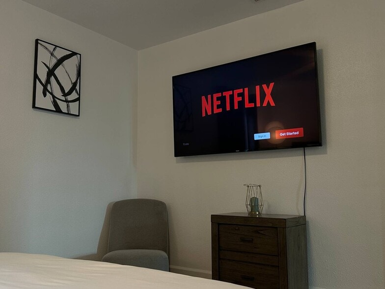 More Photos Of 600 Harbor Blvd, West Sacramento Warehouse For Sale