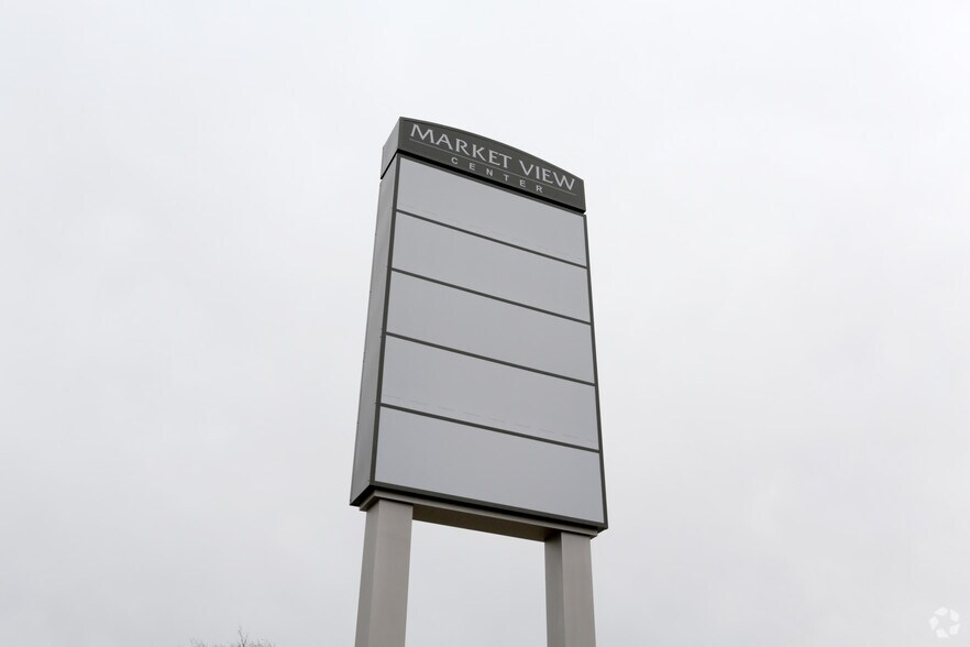 More Photos Of 11-65 E Marketview Dr, Champaign Unknown For Lease