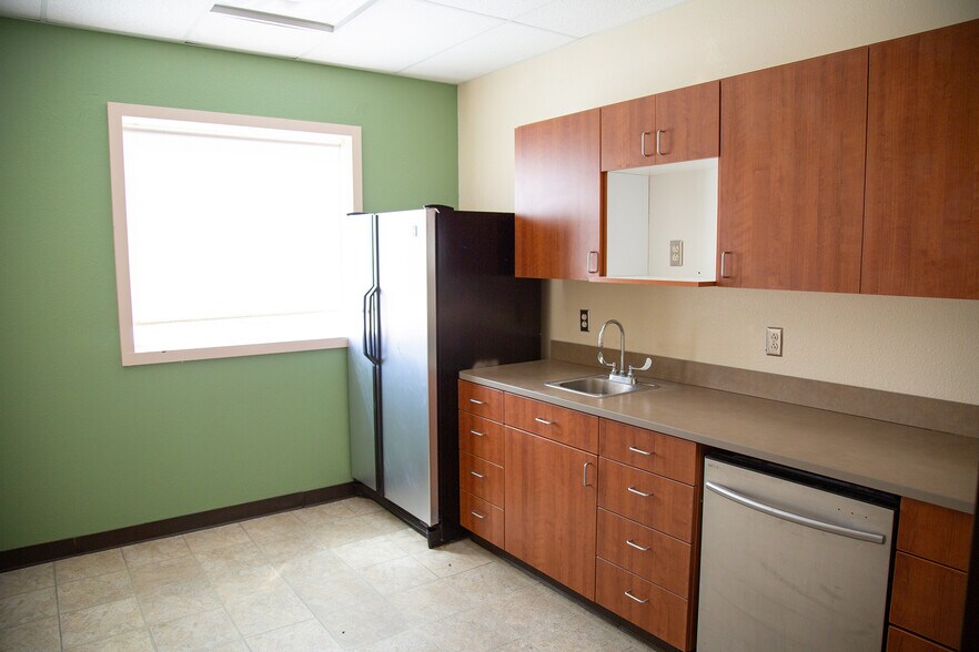 More Photos Of 5 Camino Karsten, Algodones General Retail For Lease