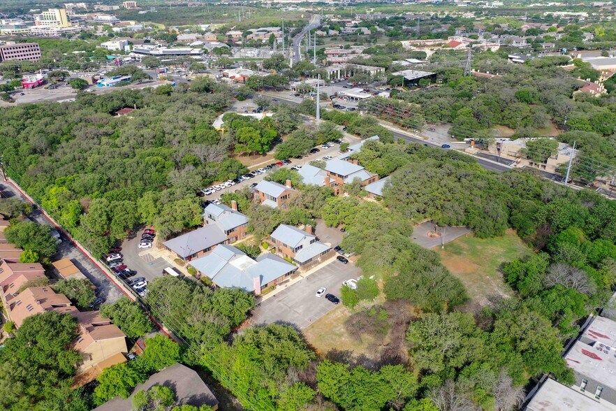 More Photos Of 8600 Wurzbach Rd, San Antonio Unknown For Lease