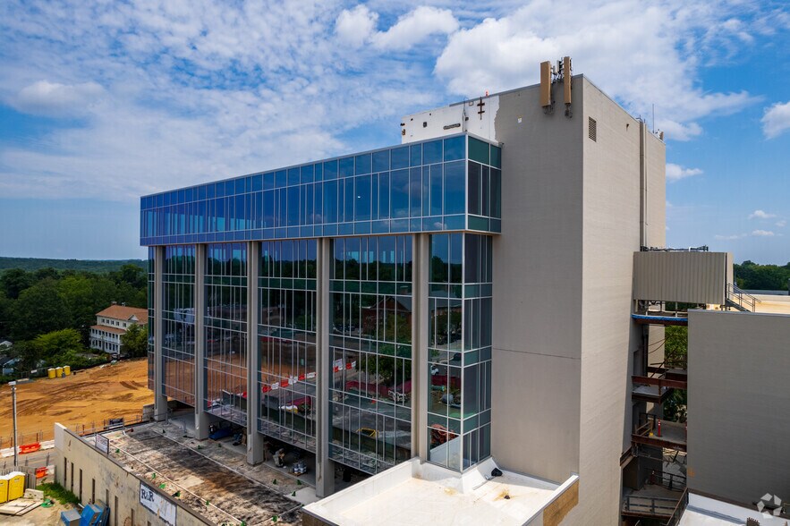 More Photos Of 137 E Franklin St, Chapel Hill Unknown For Lease