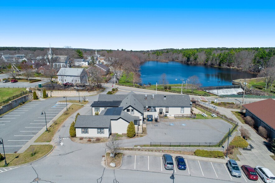 More Photos Of 35 East Ave, Burrillville Freestanding For Lease