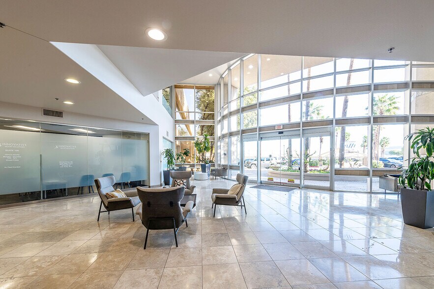 More Photos Of 22601 N 19th Ave, Phoenix Office For Sale
