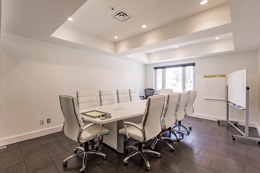 More Photos Of 313-317 Datura St, West Palm Beach Loft Creative Space For Lease