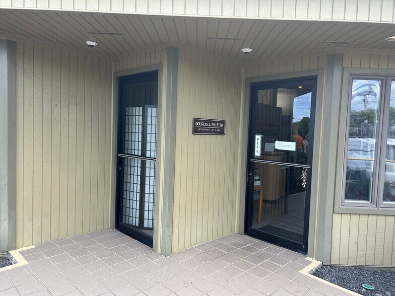 More Photos Of 899 Ululani St, Hilo Medical For Sale