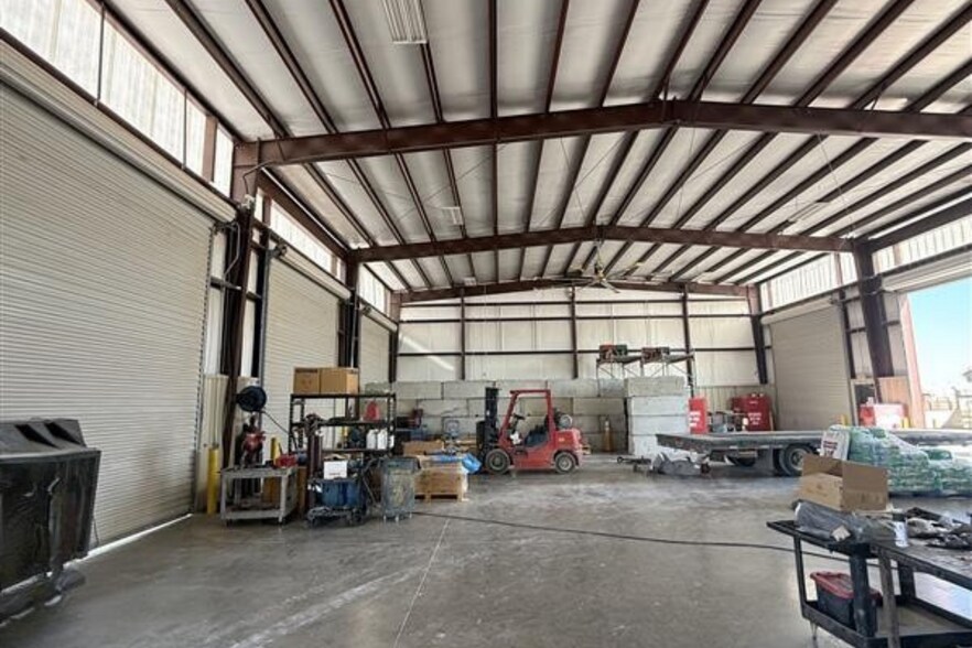 More Photos Of 10200 W County Road 160, Midland Warehouse For Lease