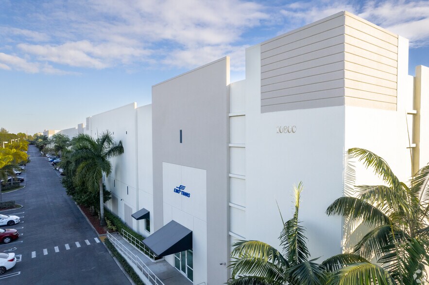 More Photos Of 10800 NW 106th St, Miami Warehouse For Lease