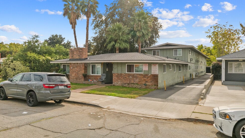 More Photos Of 555 W 25th St, San Bernardino Apartments For Sale