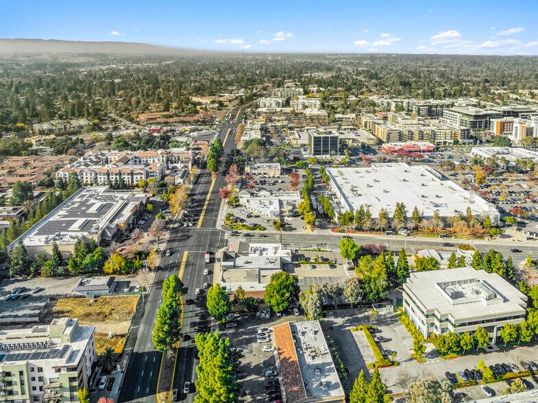 More Photos Of 2490-2496 W El Camino Real, Mountain View Freestanding For Sale
