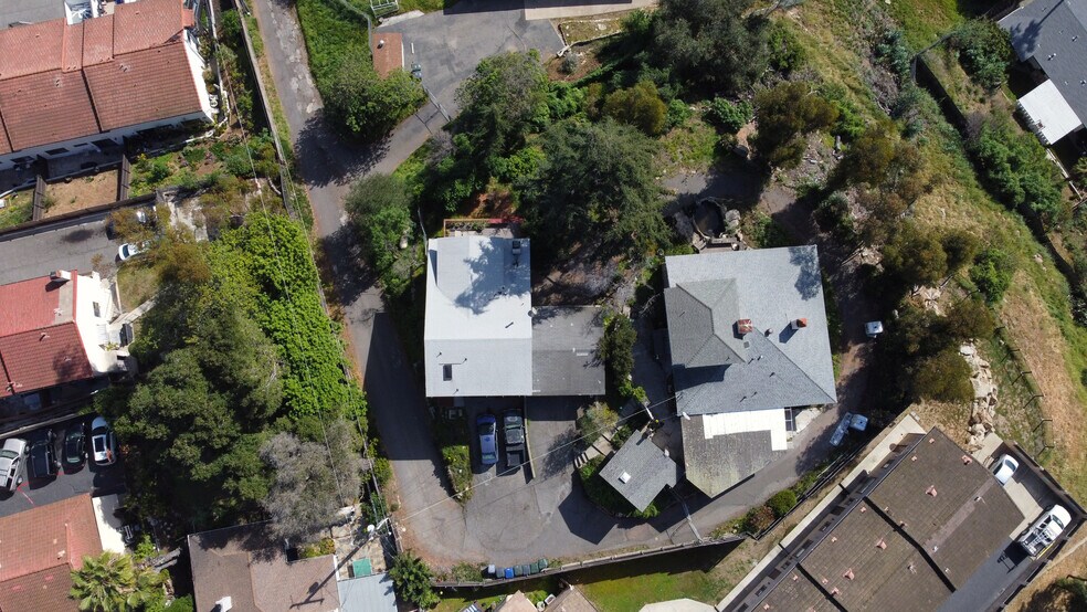 More Photos Of 702 E Vista Way, Vista Multifamily For Sale