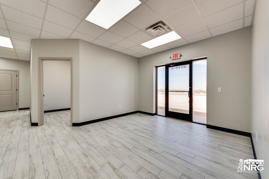More Photos Of 2810 County Rd 130 rd, Midland Warehouse For Sale