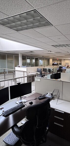 More Photos Of 99 Summerlea Rd, Brampton Distribution For Lease
