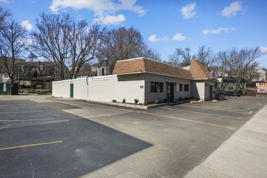 More Photos Of 754 Front St, Woonsocket Restaurant For Sale